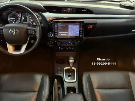 TOYOTA Hilux Caminhonete 2.8 16V SRX 4X4 DIESEL CABINE DUPLA AUTOMTICO, Foto 6