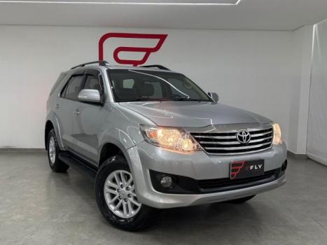 TOYOTA Hilux SW4 2.7 16V 4P SR AUTOMTICO, Foto 2