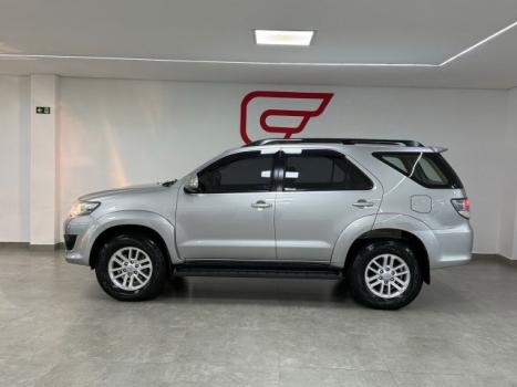 TOYOTA Hilux SW4 2.7 16V 4P SR AUTOMTICO, Foto 4
