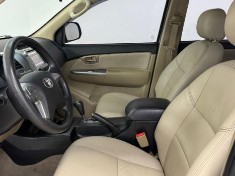 TOYOTA Hilux SW4 2.7 16V 4P SR AUTOMTICO, Foto 5