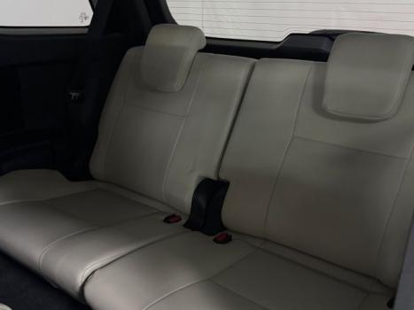 TOYOTA Hilux SW4 2.8 4P SRX 4X4 DIAMOND 7 LUGARES TURBO DIESEL AUTOMTICO, Foto 16