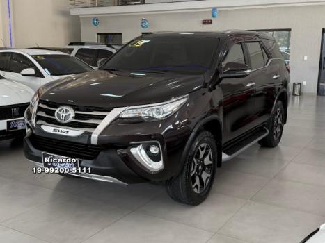TOYOTA Hilux SW4 2.8 4P SRX 4X4 TURBO DIESEL AUTOMTICO, Foto 1