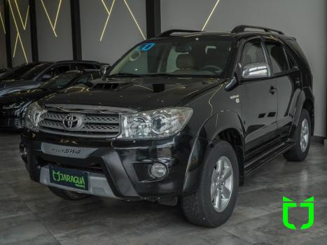 TOYOTA Hilux SW4 3.0 16V 4P SRV 4X4 7 LUGARES TURBO DIESEL AUTOMTICO, Foto 3