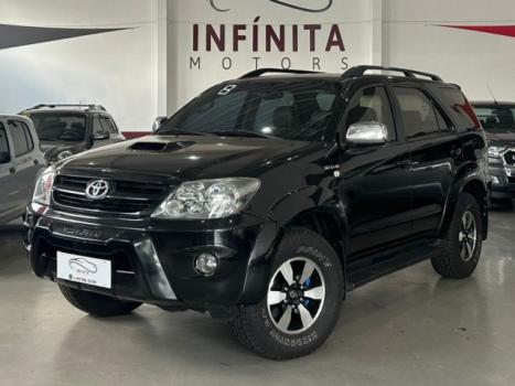 TOYOTA Hilux SW4 3.0 16V 4P SRV 4X4 TURBO DIESEL AUTOMTICO, Foto 3