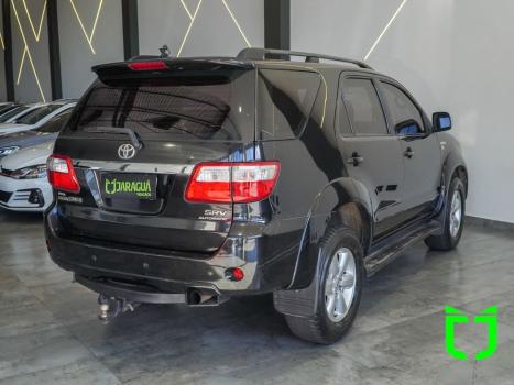 TOYOTA Hilux SW4 3.0 16V 4P SRV 4X4 7 LUGARES TURBO DIESEL AUTOMTICO, Foto 6