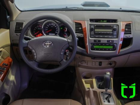TOYOTA Hilux SW4 3.0 16V 4P SRV 4X4 7 LUGARES TURBO DIESEL AUTOMTICO, Foto 15