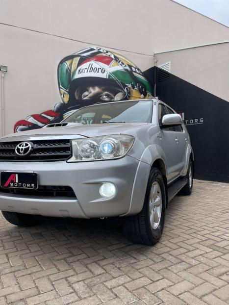 TOYOTA Hilux SW4 3.0 16V 4P SRV 4X4 7 LUGARES TURBO DIESEL AUTOMTICO, Foto 7