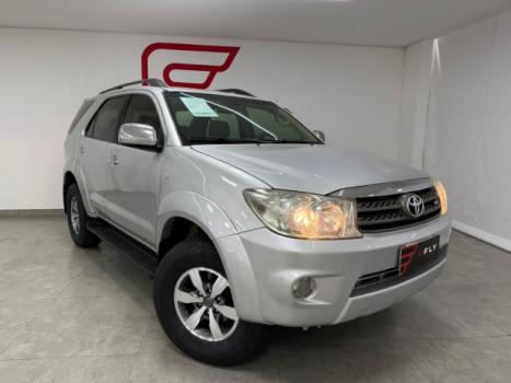 TOYOTA Hilux SW4 4.0 V6 24V 4P AUTOMTICO, Foto 2