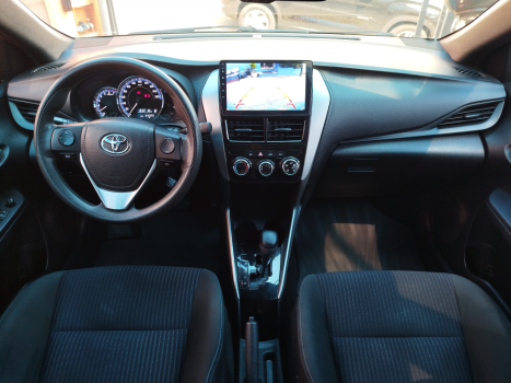 TOYOTA Yaris Hatch 1.3 16V 4P FLEX XL MULTIDRIVE AUTOMTICO CVT, Foto 10