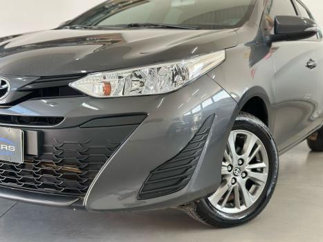 TOYOTA Yaris Hatch 1.5 16V 4P FLEX XL PLUS CONNECT MULTIDRIVE AUTOMTICO CVT, Foto 4