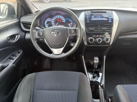 TOYOTA Yaris Hatch 1.3 16V 4P FLEX XL MULTIDRIVE AUTOMTICO CVT, Foto 4