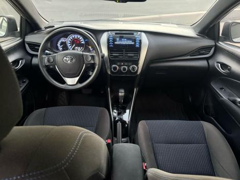 TOYOTA Yaris Hatch 1.3 16V 4P FLEX XL MULTIDRIVE AUTOMTICO CVT, Foto 5