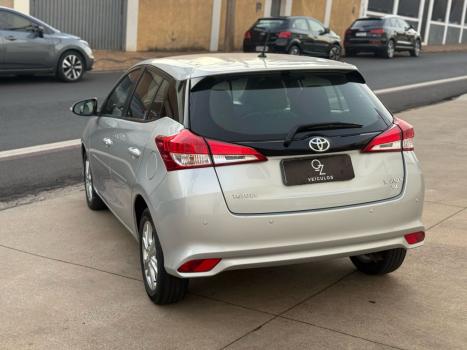 TOYOTA Yaris Hatch 1.3 16V 4P FLEX XL MULTIDRIVE AUTOMTICO CVT, Foto 7