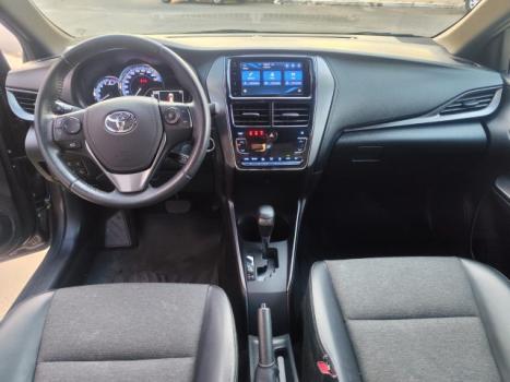 TOYOTA Yaris Hatch 1.5 16V 4P FLEX XS MULTIDRIVE AUTOMTICO CVT, Foto 8