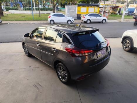 TOYOTA Yaris Hatch 1.5 16V 4P FLEX XS MULTIDRIVE AUTOMTICO CVT, Foto 17