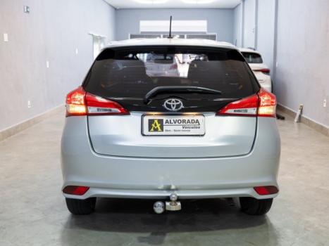 TOYOTA Yaris Hatch 1.5 16V 4P FLEX XS MULTIDRIVE AUTOMTICO CVT, Foto 6