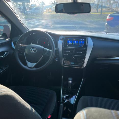 TOYOTA Yaris Hatch 1.3 16V 4P FLEX XL PLUS TECH MULTIDRIVE AUTOMTICO CVT, Foto 7