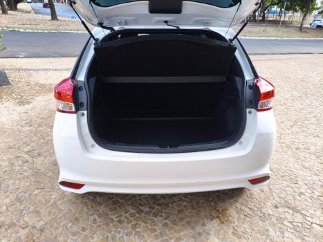 TOYOTA Yaris Hatch 1.5 16V 4P FLEX XL PLUS CONNECT MULTIDRIVE AUTOMTICO CVT, Foto 9