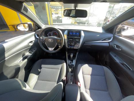 TOYOTA Yaris Hatch 1.3 16V 4P FLEX XL PLUS TECH MULTIDRIVE AUTOMTICO CVT, Foto 12