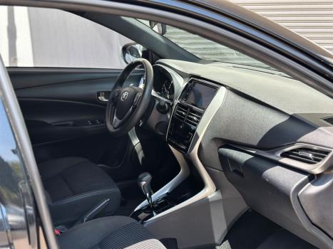 TOYOTA Yaris Hatch 1.3 16V 4P FLEX XL PLUS TECH MULTIDRIVE AUTOMTICO CVT, Foto 5
