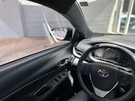 TOYOTA Yaris Hatch 1.3 16V 4P FLEX XL PLUS TECH MULTIDRIVE AUTOMTICO CVT, Foto 11