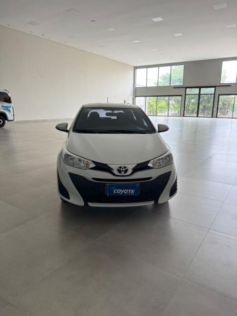 TOYOTA Yaris Hatch 1.5 16V 4P FLEX XL PLUS CONNECT MULTIDRIVE AUTOMTICO CVT, Foto 9