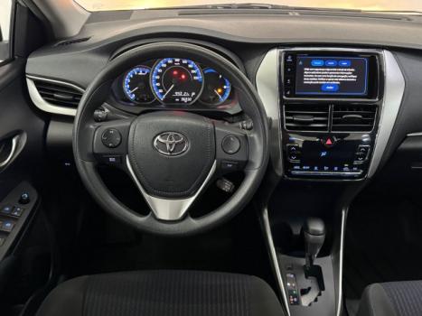 TOYOTA Yaris Sedan 1.5 16V 4P FLEX XL PLUS TECH MULTIDRIVE AUTOMTICO CVT, Foto 6