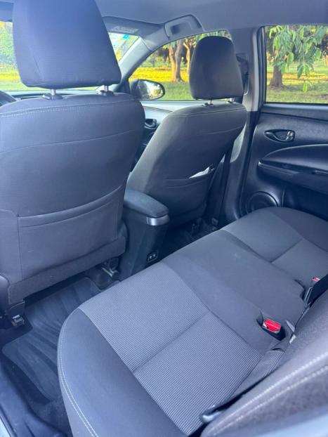 TOYOTA Yaris Sedan 1.5 16V 4P FLEX XL MULTIDRIVE AUTOMTICO CVT, Foto 5