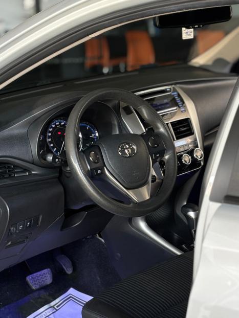 TOYOTA Yaris Sedan 1.5 16V 4P FLEX XL, Foto 5