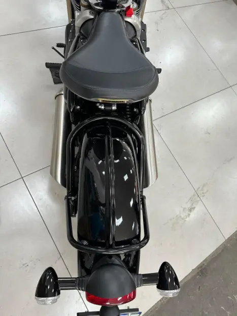 TRIUMPH Bobber 1200 , Foto 9