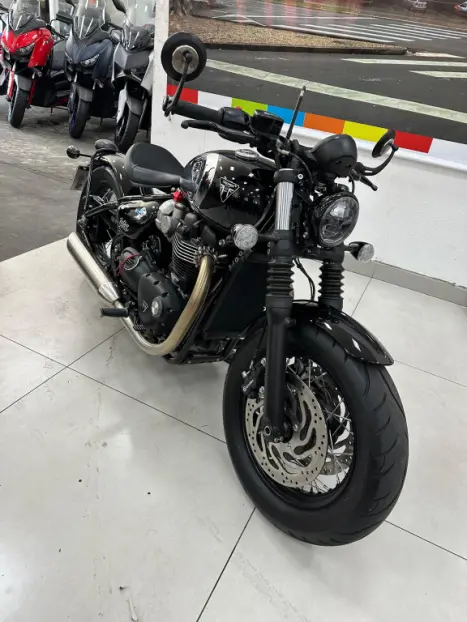 TRIUMPH Bobber 1200 , Foto 13