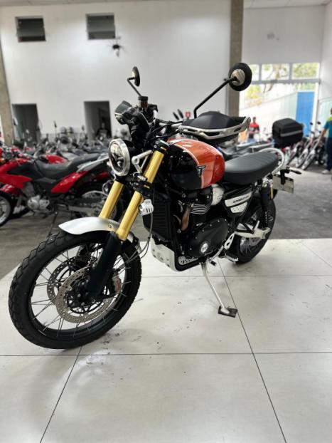 TRIUMPH Scrambler 1200 XE, Foto 10