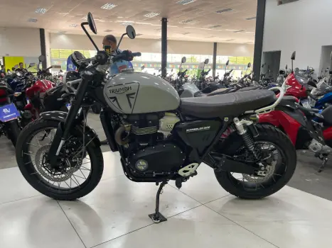 TRIUMPH Scrambler 1200 XE, Foto 10