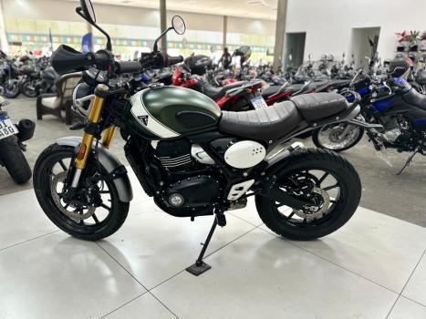 TRIUMPH Scrambler 400X , Foto 1
