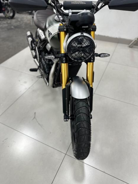 TRIUMPH Scrambler 400X , Foto 4