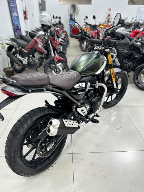 TRIUMPH Scrambler 400X , Foto 8