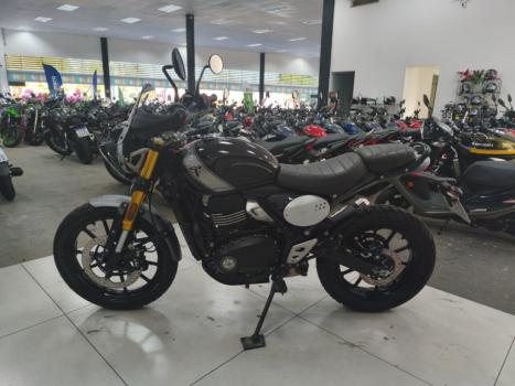 TRIUMPH Scrambler 400X , Foto 9