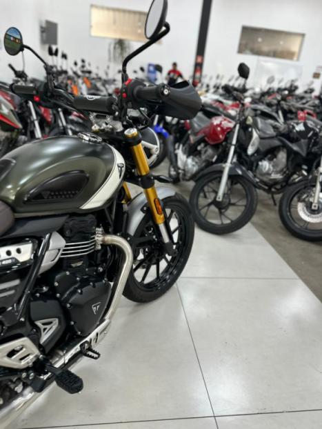 TRIUMPH Scrambler 400X , Foto 6