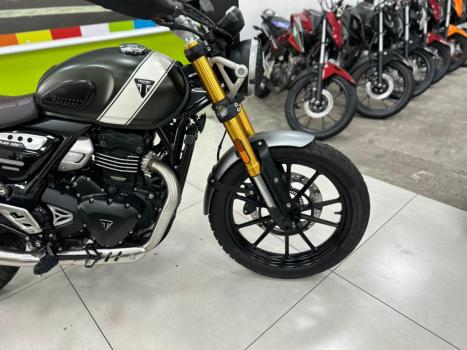TRIUMPH Scrambler 400X , Foto 9
