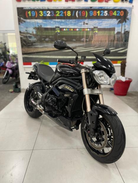 TRIUMPH Speed Triple 1050 , Foto 1