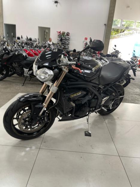 TRIUMPH Speed Triple 1050 , Foto 7