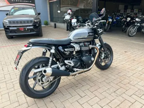 TRIUMPH Speed Twin 1200 , Foto 12