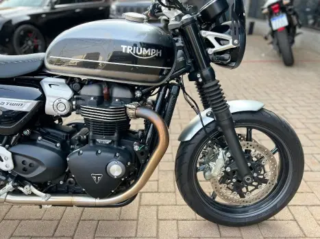 TRIUMPH Speed Twin 1200 , Foto 13