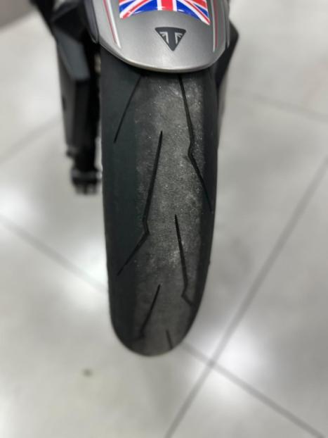 TRIUMPH Street Triple 765 RS, Foto 3