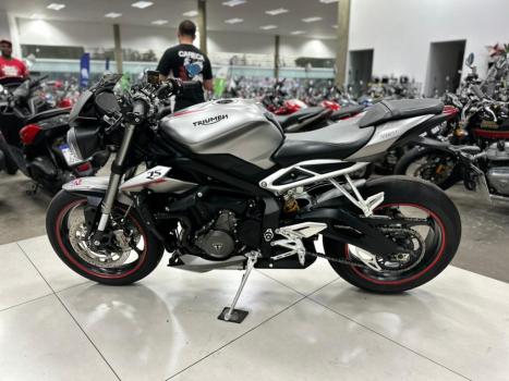TRIUMPH Street Triple 765 RS, Foto 15
