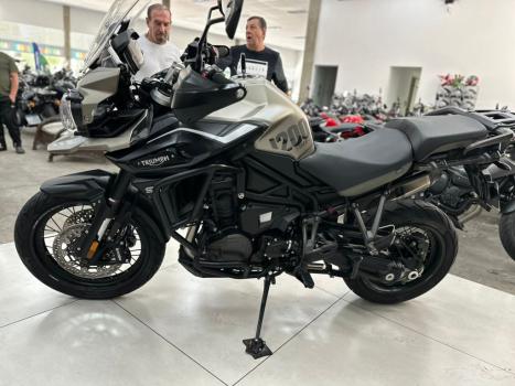 TRIUMPH Tiger 1200 DESERT EDITION, Foto 2
