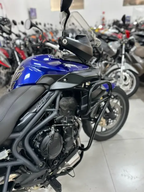 TRIUMPH Tiger 800 , Foto 11