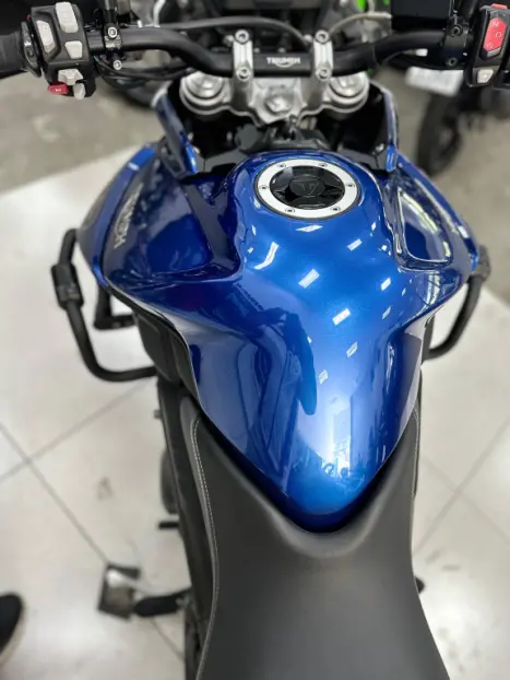 TRIUMPH Tiger 800 XRX, Foto 10
