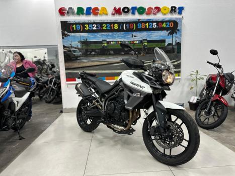 TRIUMPH Tiger 800 XR, Foto 1