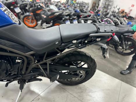 TRIUMPH Tiger 800 XRX, Foto 4